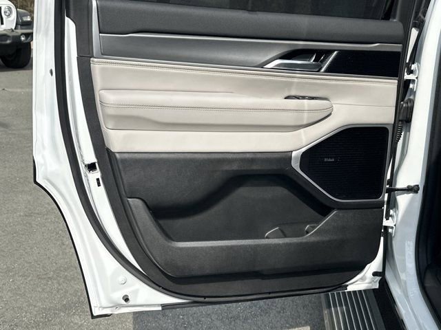 New 2026 Jeep Grand Wagoneer Limited image 21