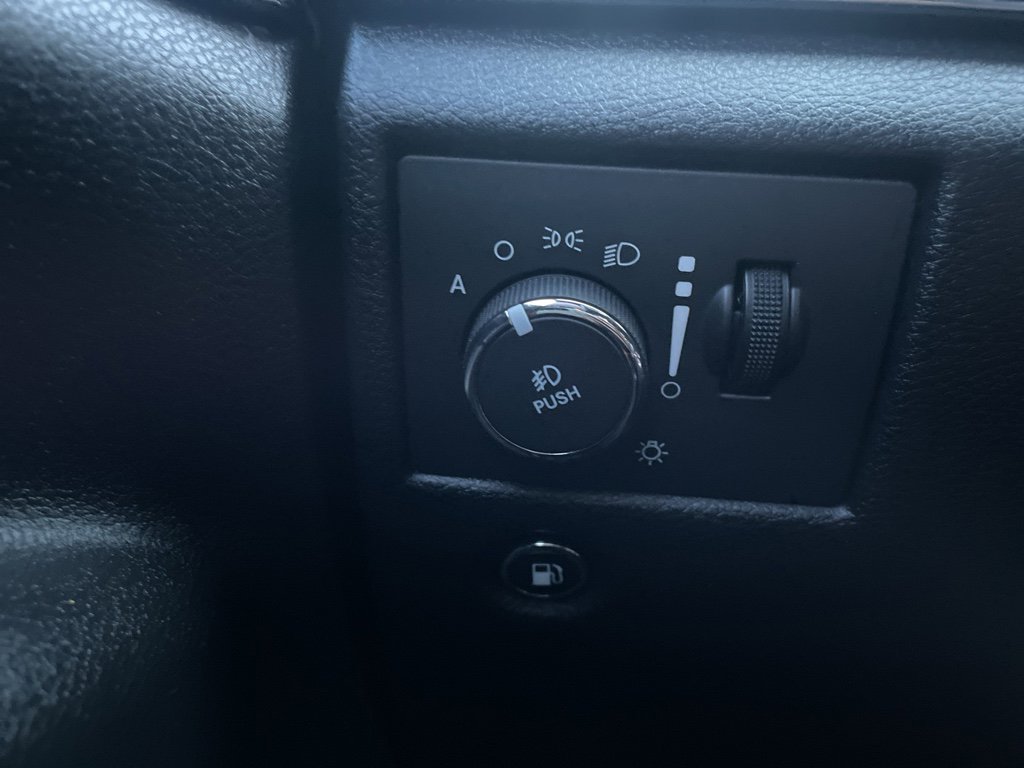 Used 2016 Jeep Grand Cherokee Limited 75th Anniversary image 26