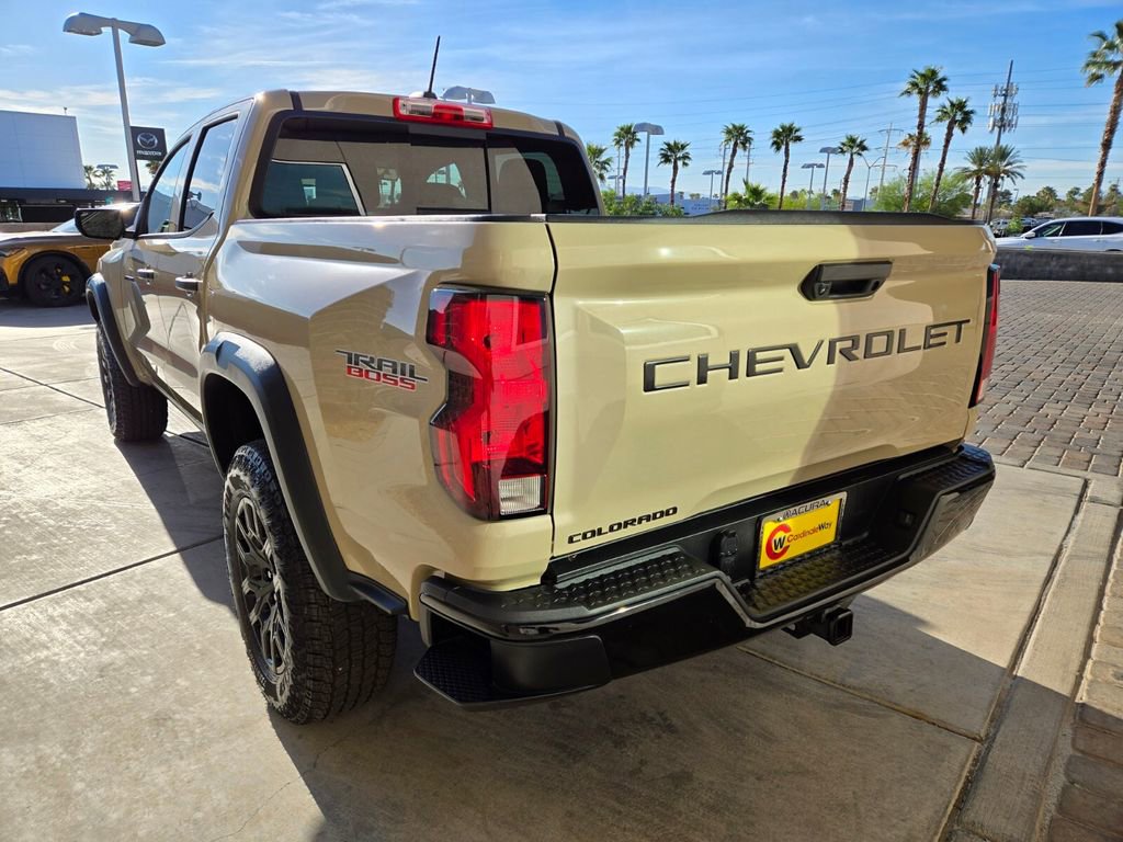 Used 2024 Chevrolet Colorado Trail Boss w/ Advanced Trailering Package image 3