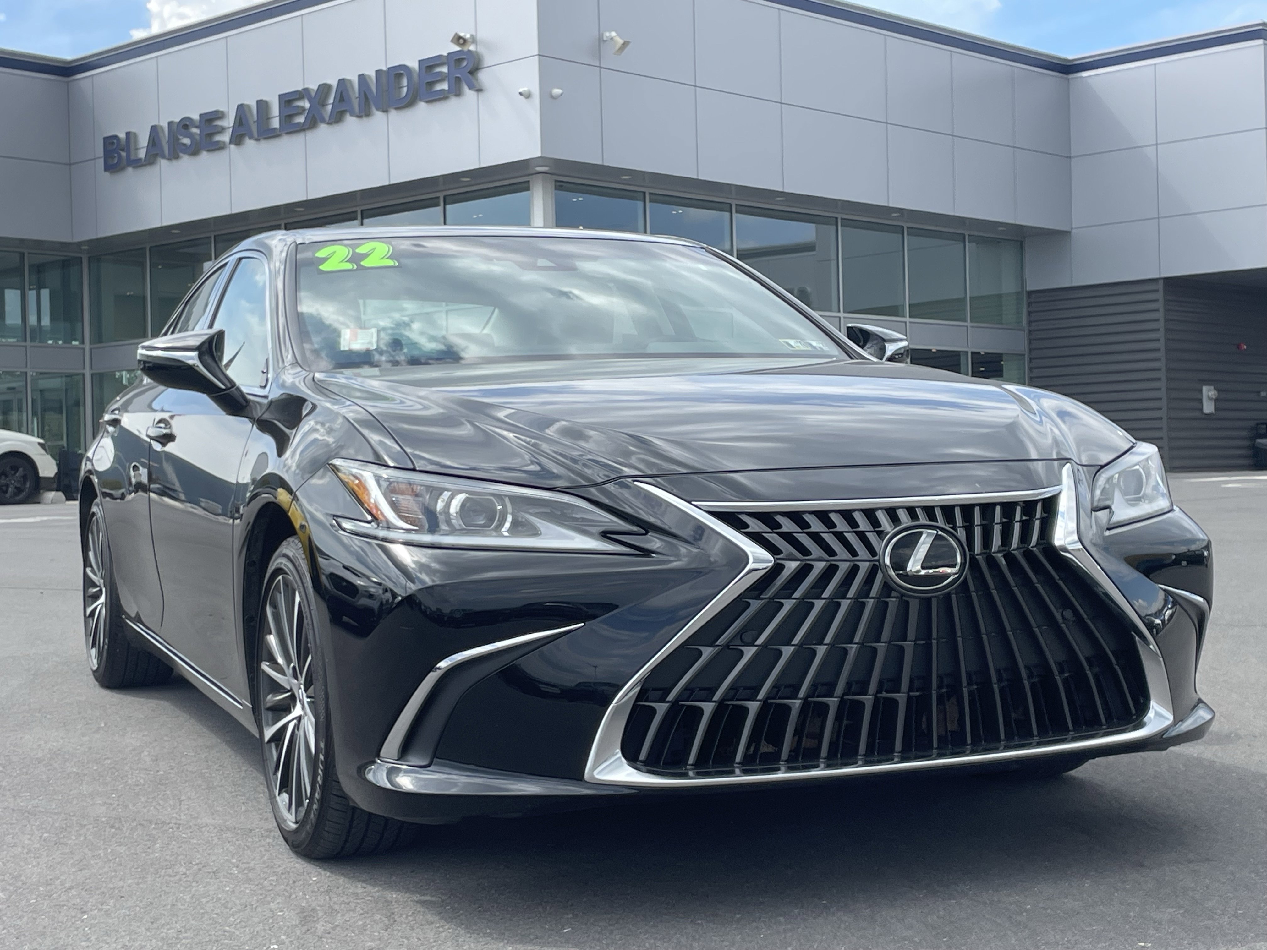 Used 2022 Lexus ES 350 w/ Premium Package