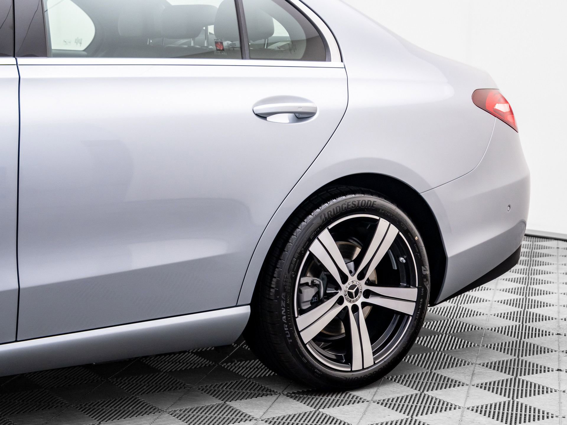 New 2025 Mercedes-Benz C 300 4MATIC Sedan image 33