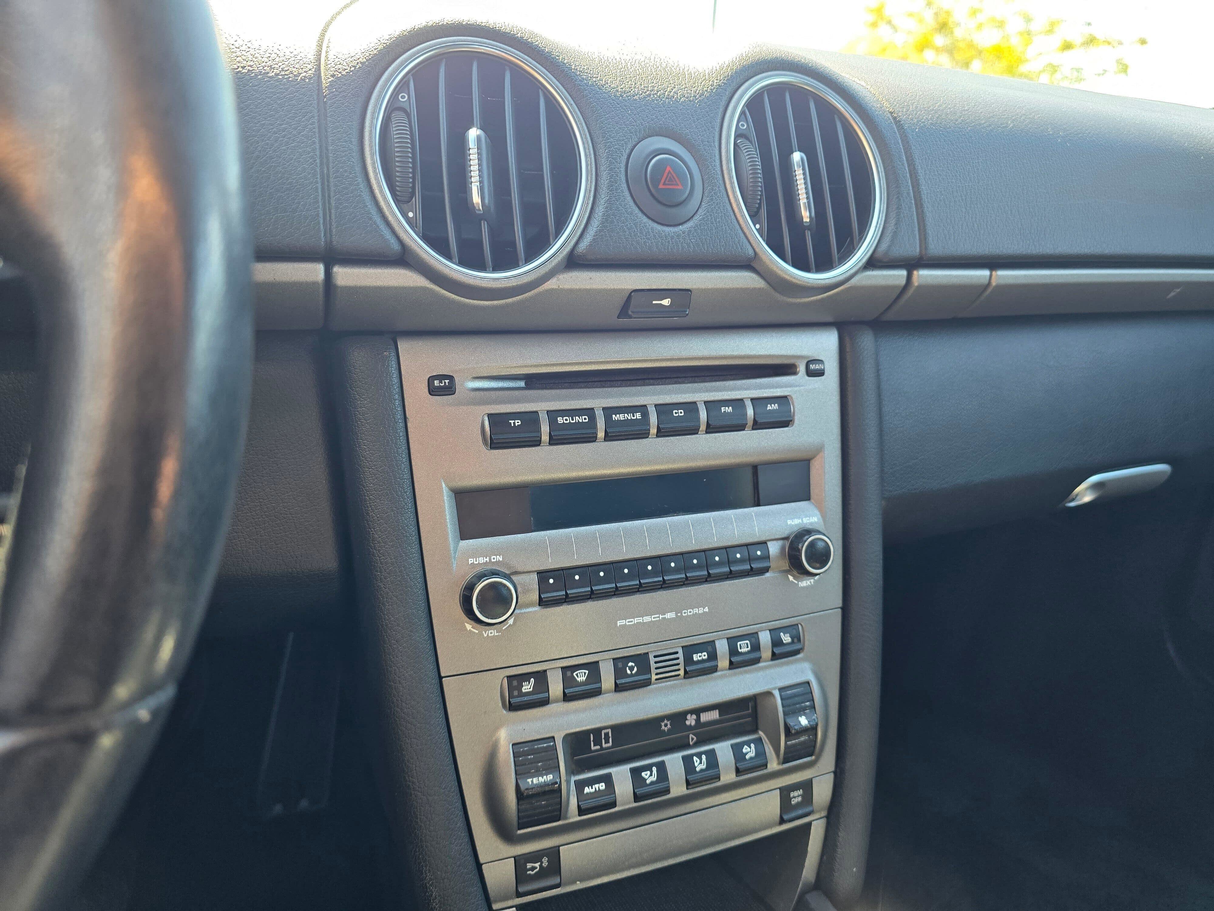 Used 2005 Porsche Boxster RWD image 16