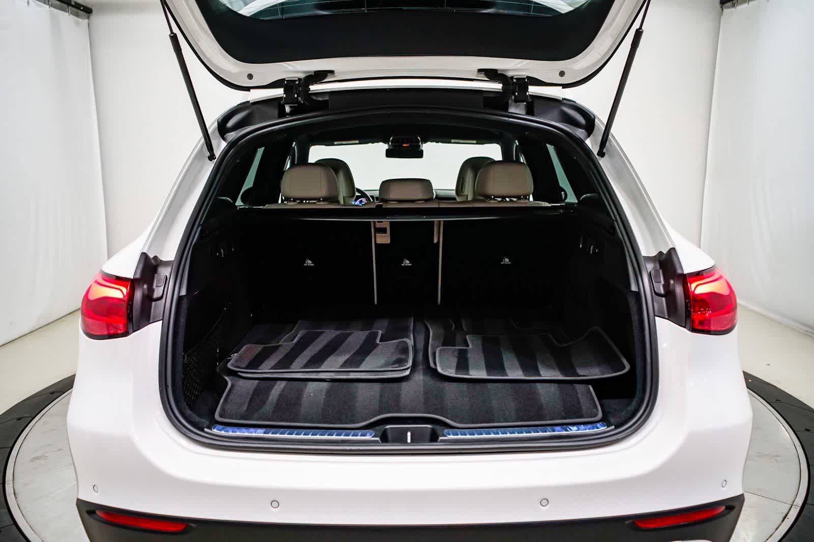 Certified 2025 Mercedes-Benz GLC 350e 4MATIC image 25
