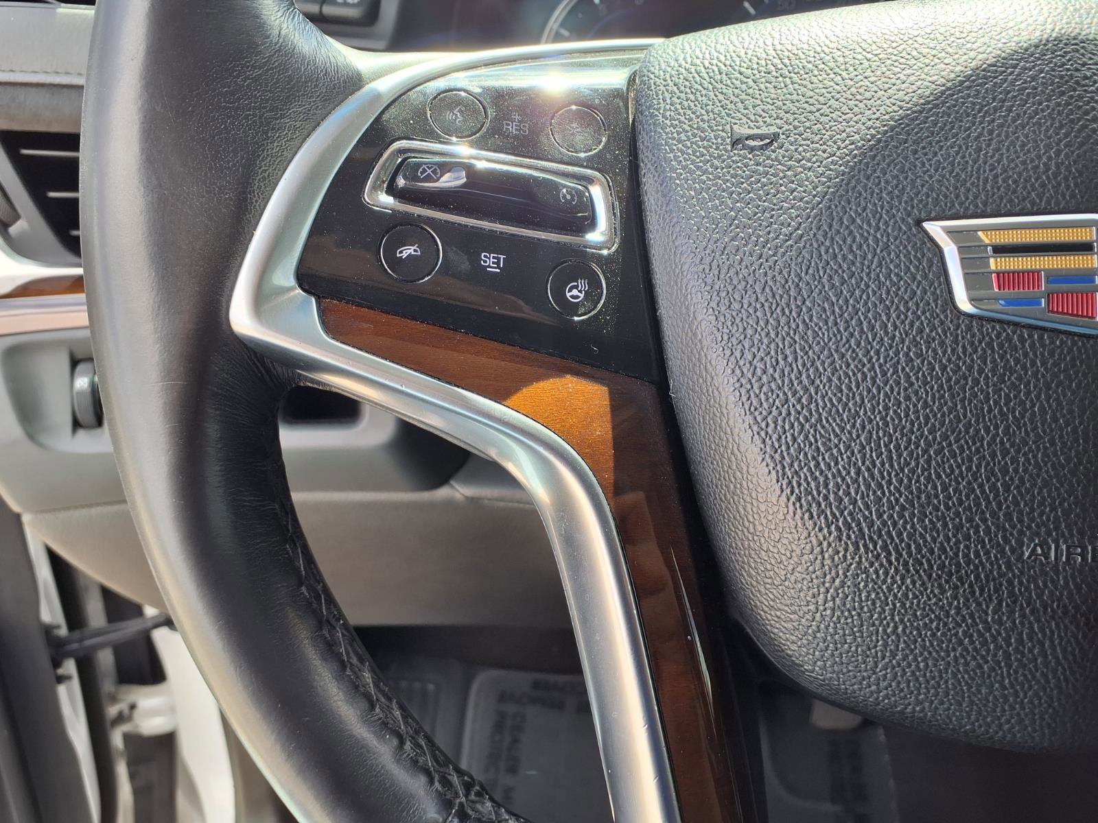 Used 2018 Cadillac Escalade Premium Luxury image 16