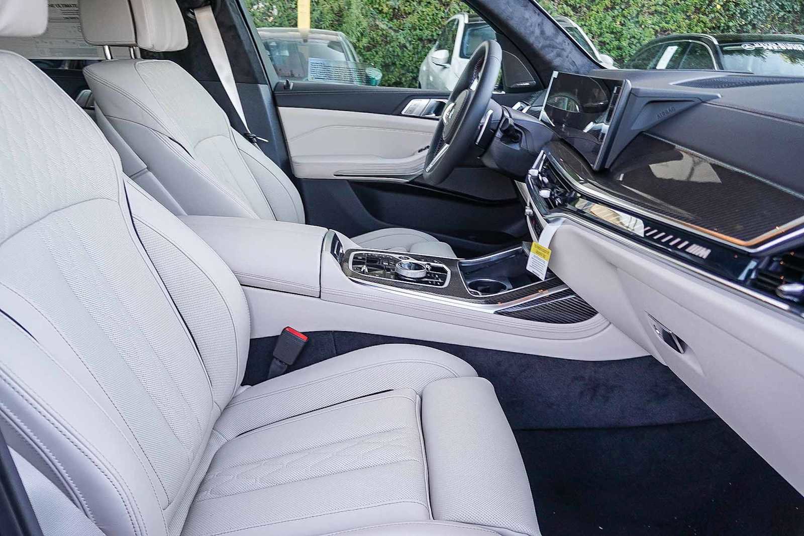 New 2026 BMW X7 M60i AWD/4WD image 19