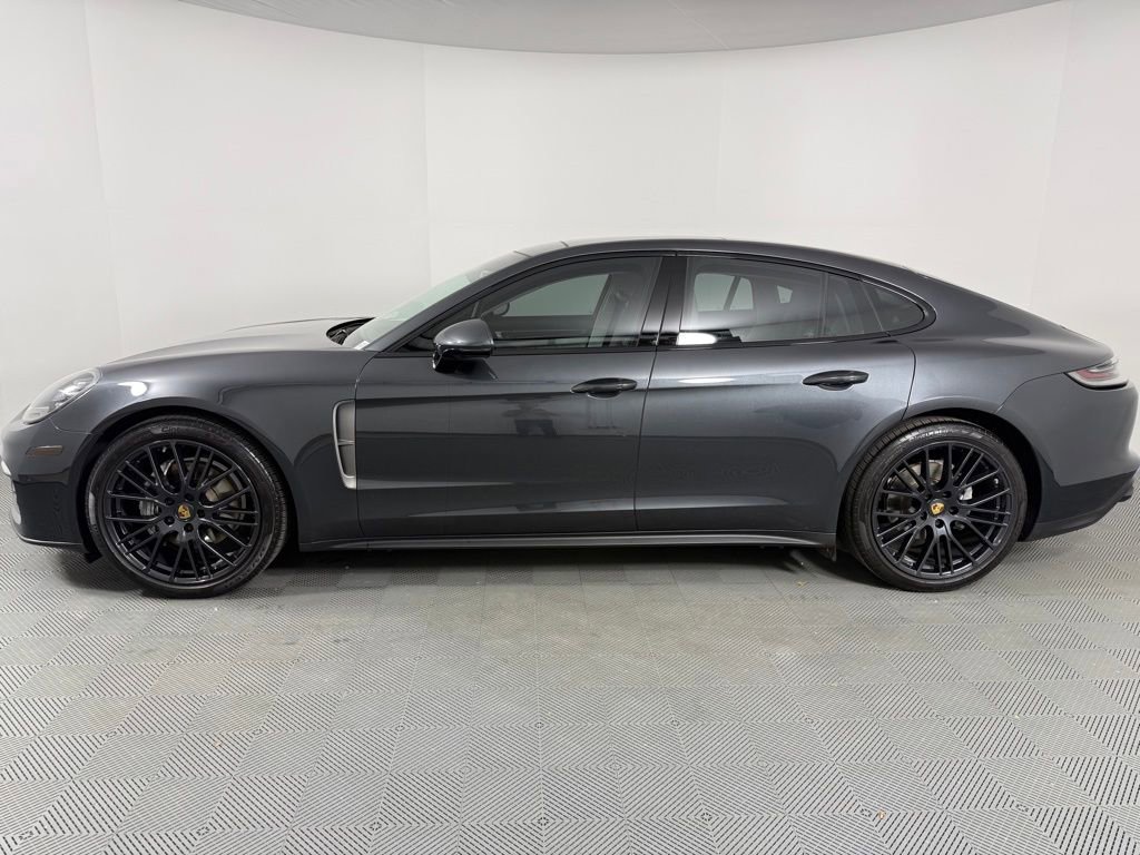 Certified 2022 Porsche Panamera 4 Platinum Edition image 2