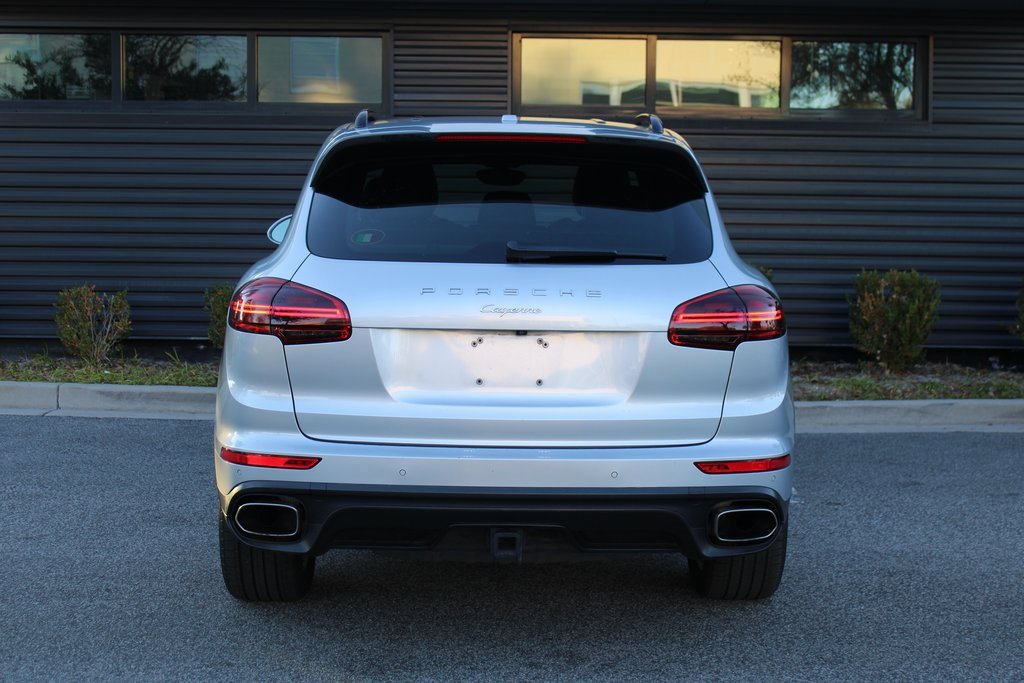 Certified 2016 Porsche Cayenne image 6