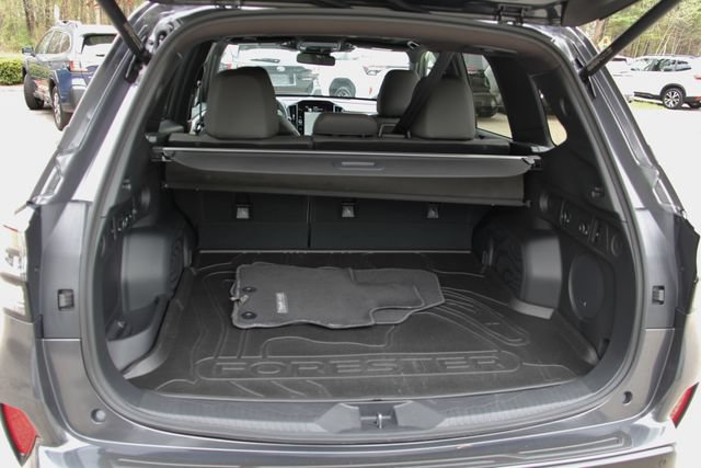 Used 2025 Subaru Forester Limited AWD/4WD image 35
