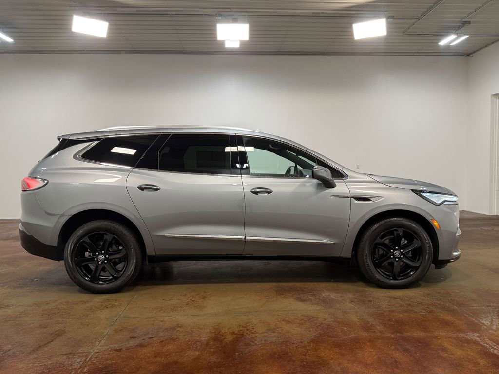 Used 2023 Buick Enclave Essence w/ Experience Buick Package AWD/4WD image 23
