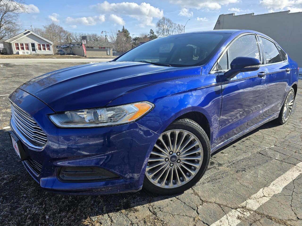Used 2013 Ford Fusion SE FWD image 1