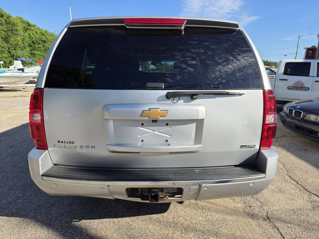 Used 2012 Chevrolet Suburban LTZ AWD/4WD image 10