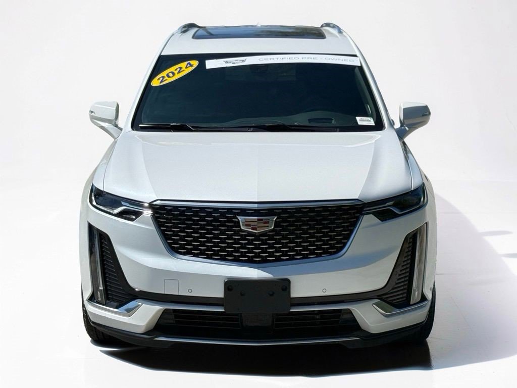 Used 2024 Cadillac XT6 Premium Luxury w/ Technology Package AWD/4WD image 6