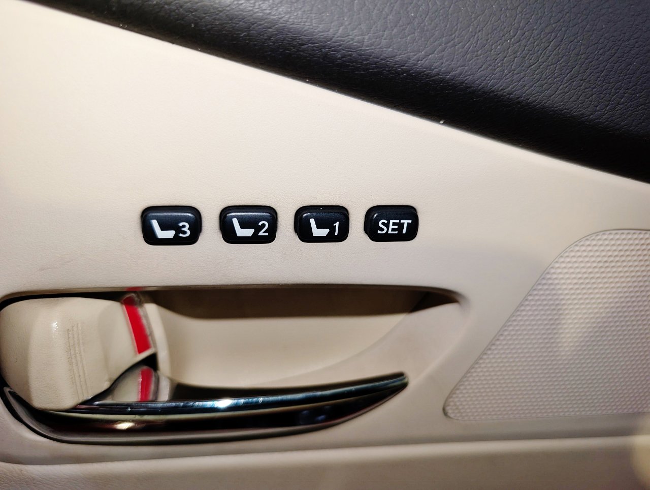 Used 2010 Lexus RX 350 AWD image 43