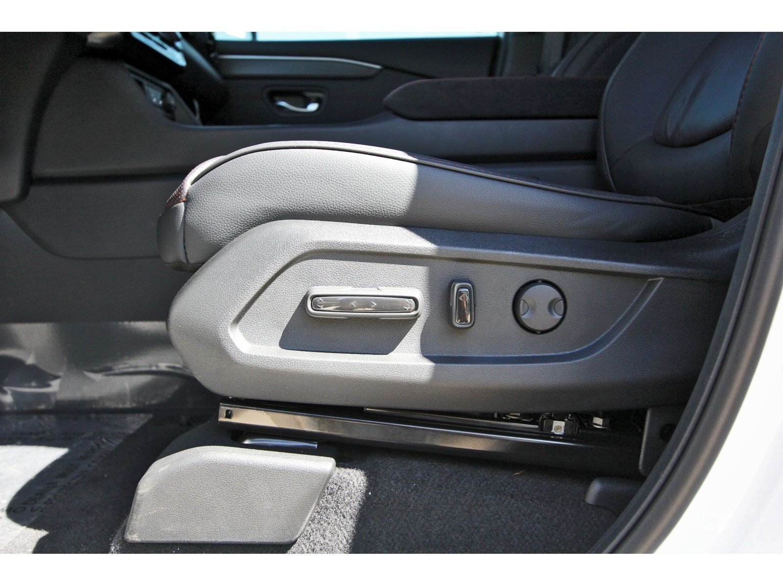New 2026 Honda Pilot Black Edition image 31