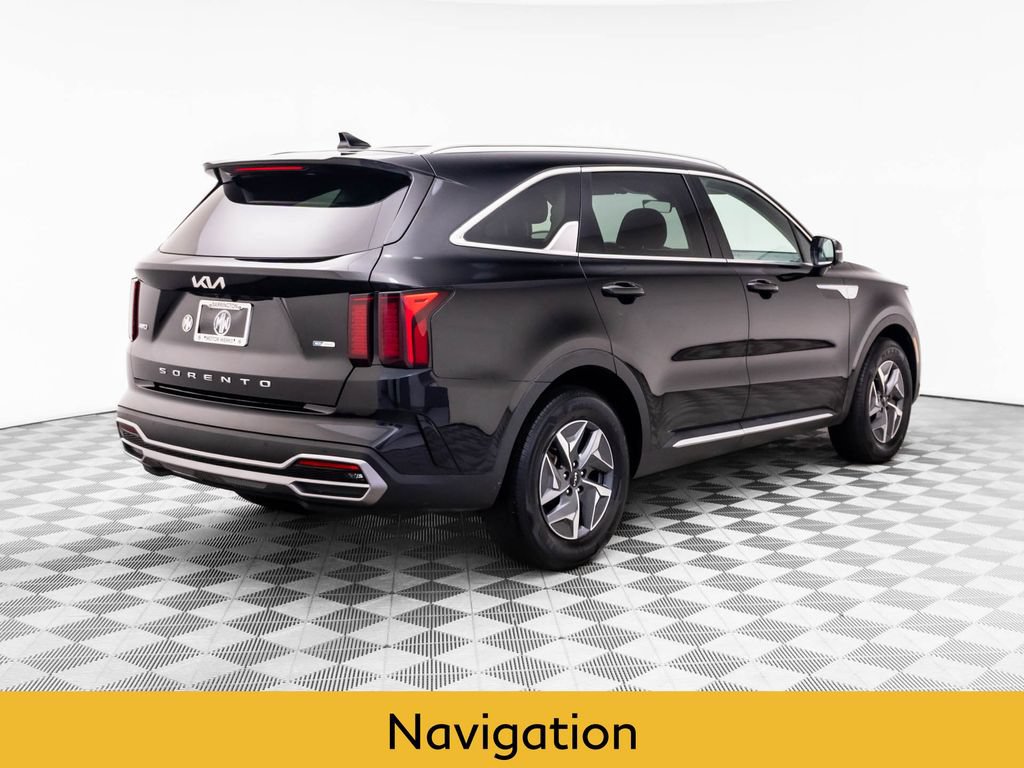 Used 2022 Kia Sorento S AWD/4WD image 5