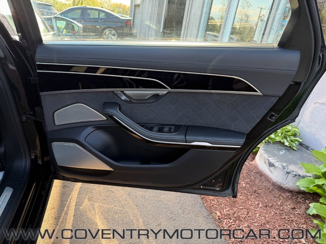 Used 2023 Audi S8 w/ S8 Executive Package AWD/4WD image 45
