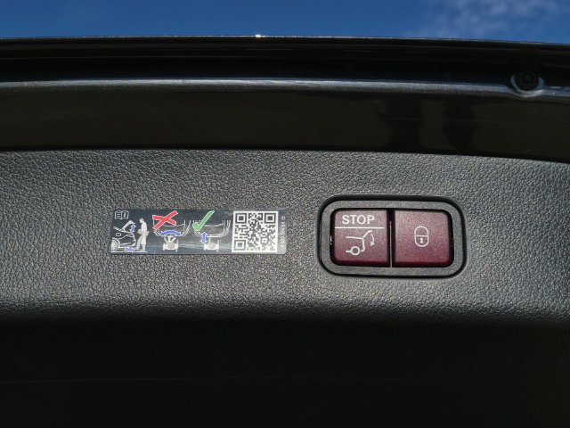 Certified 2026 Mercedes-Benz GLC 300 4MATIC image 10