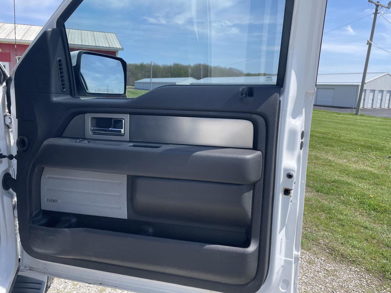 Used 2014 Ford F150 FX4 w/ Equipment Group 402A Luxury AWD/4WD image 31