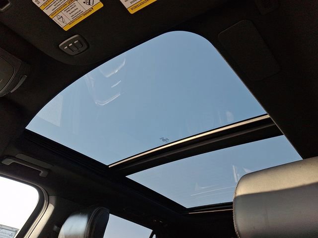 Used 2022 Ford Expedition Max Platinum image 18