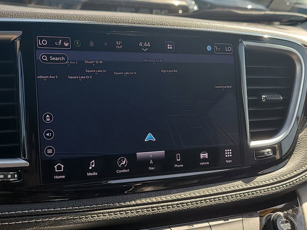 Used 2023 Chrysler Pacifica Limited image 22