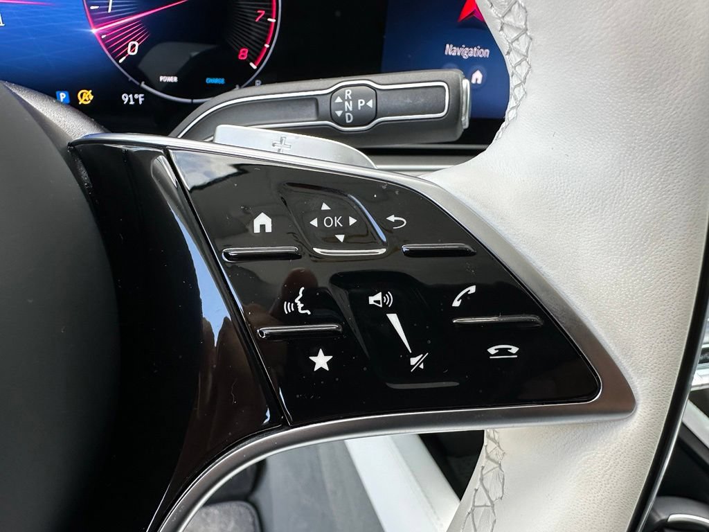Used 2025 Mercedes-Benz Maybach GLS 600 4MATIC image 23