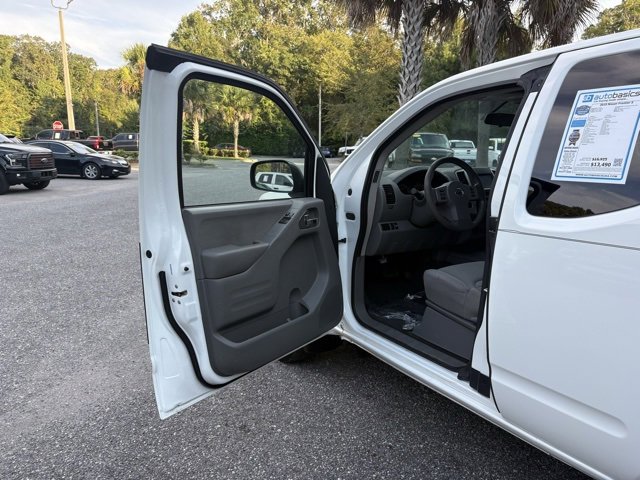 Used 2020 Nissan Frontier S image 9