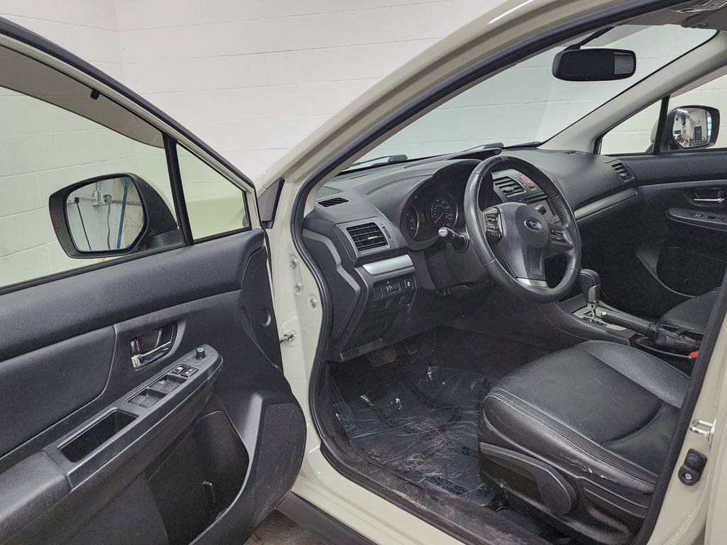 Used 2014 Subaru Crosstrek 2.0i Limited w/ Popular Package #2 image 11