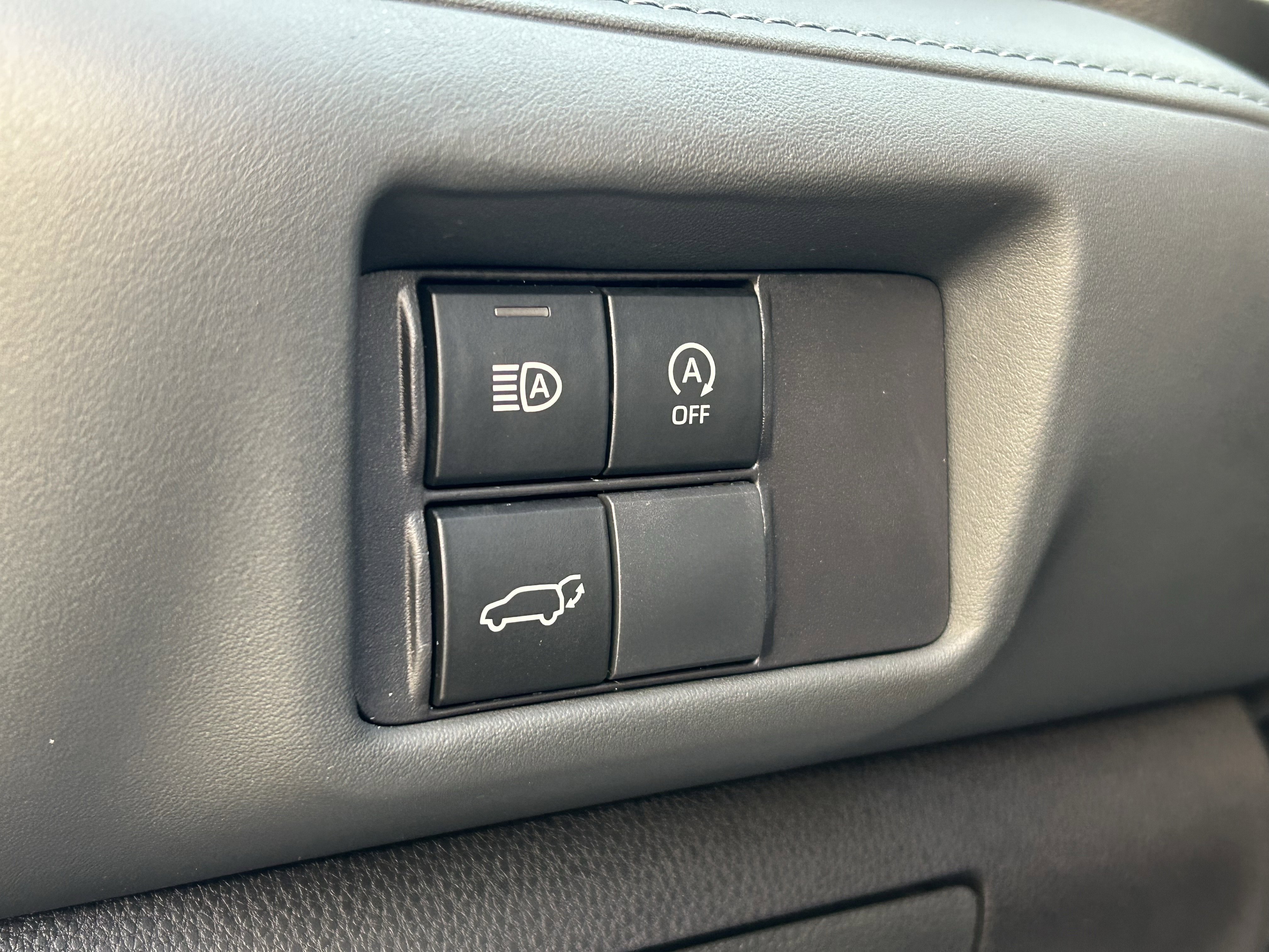 Used 2023 Toyota Highlander XLE image 15