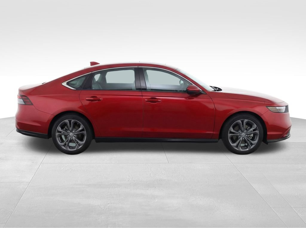 Used 2023 Honda Accord EX image 8