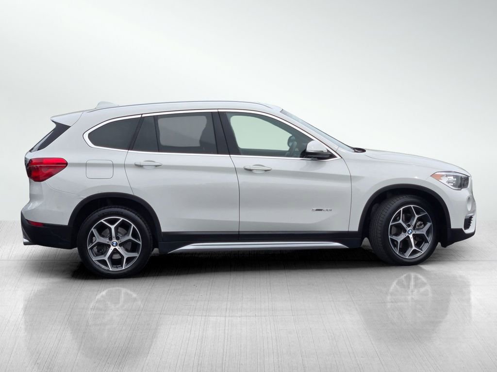Used 2018 BMW X1 sDrive28i image 3