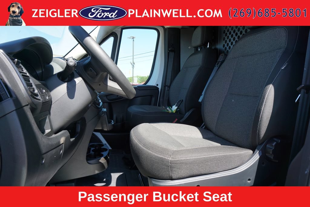 Used 2025 RAM ProMaster 2500 w/ U-Haul Equipment Group FWD image 12