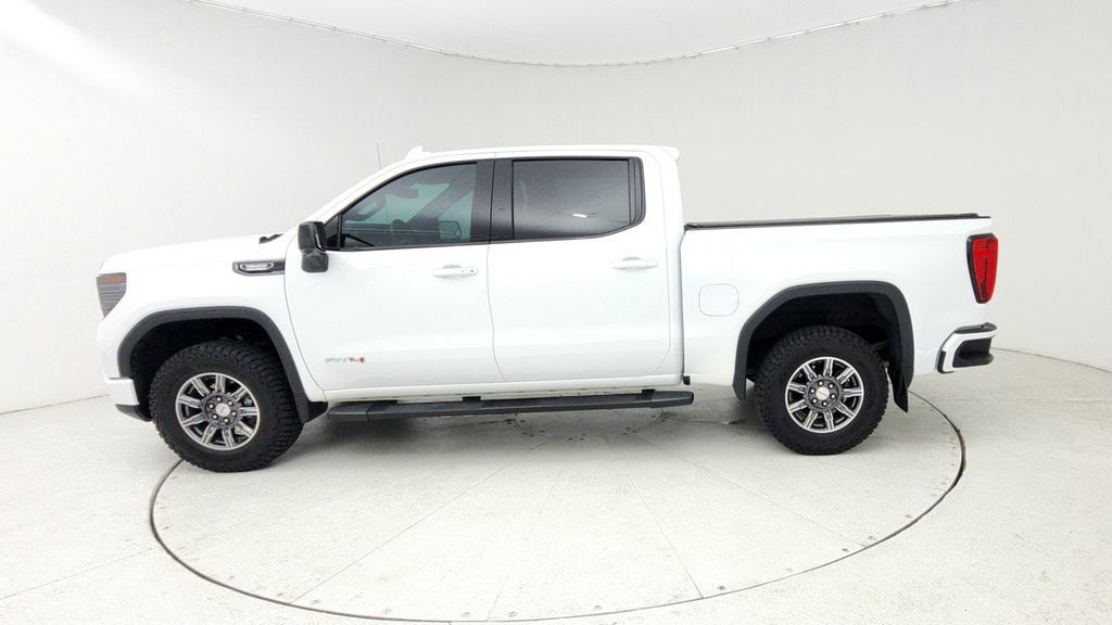 Used 2024 GMC Sierra 1500 AT4 w/ AT4 Preferred Package image 5