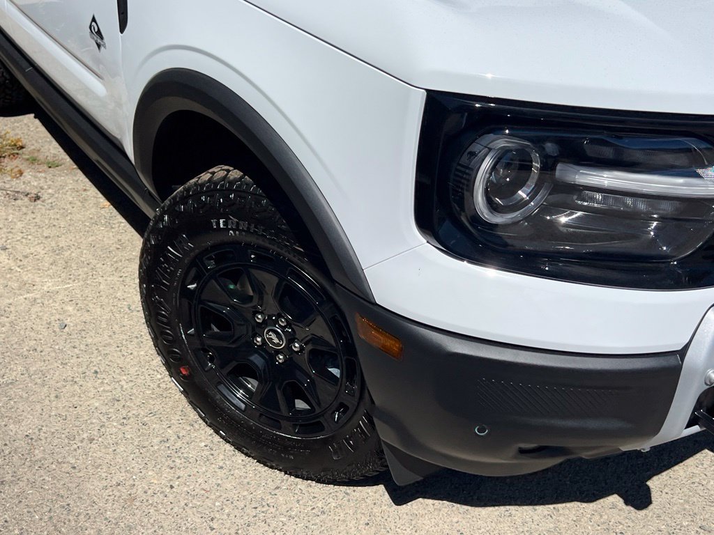 New 2026 Ford Bronco Sport Outer Banks w/ Sasquatch Outer Banks Package AWD/4WD image 2