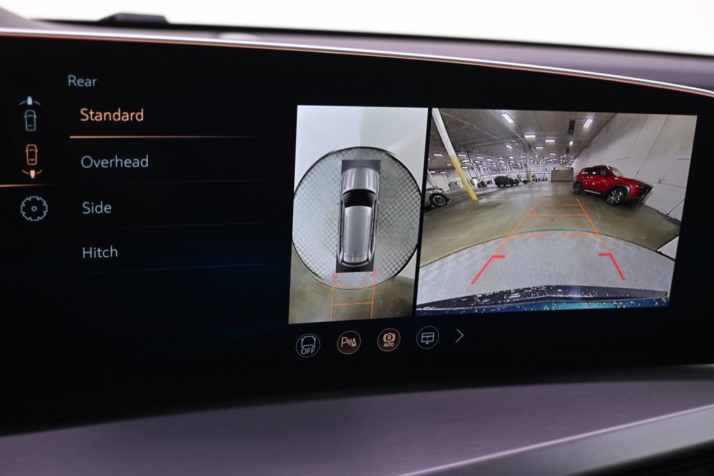 New 2026 Cadillac Vistiq Platinum image 30