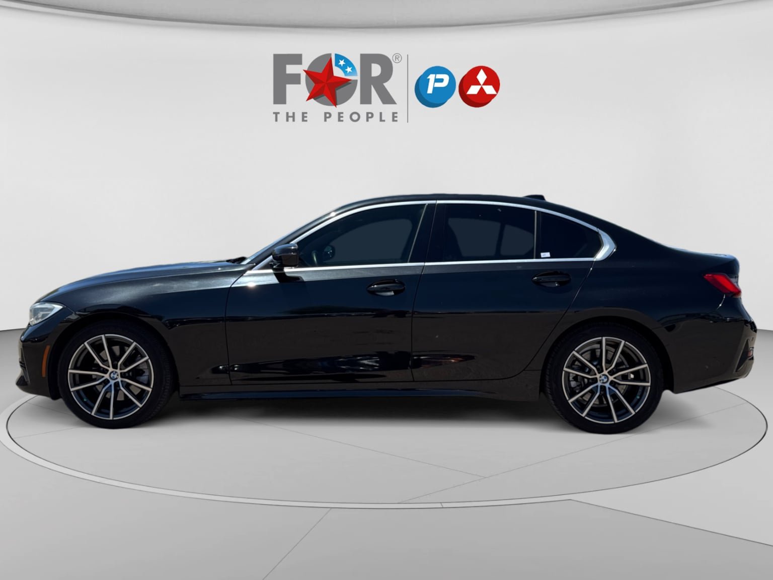 Used 2020 BMW 330i Sedan w/ Convenience Package RWD image 2