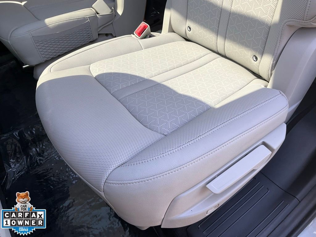 Used 2023 Kia Sorento SX Prestige image 29