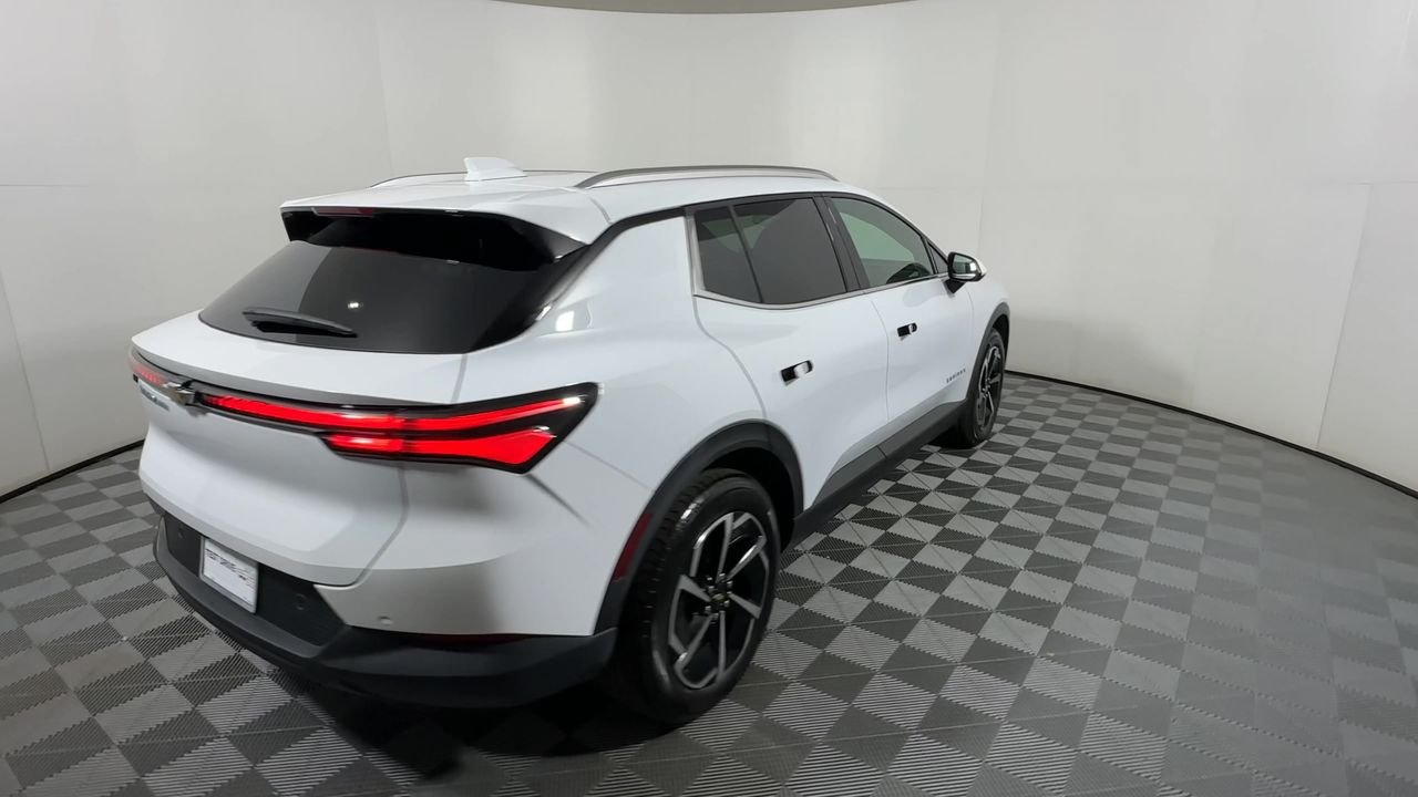 New 2026 Chevrolet Equinox EV LT AWD/4WD image 68