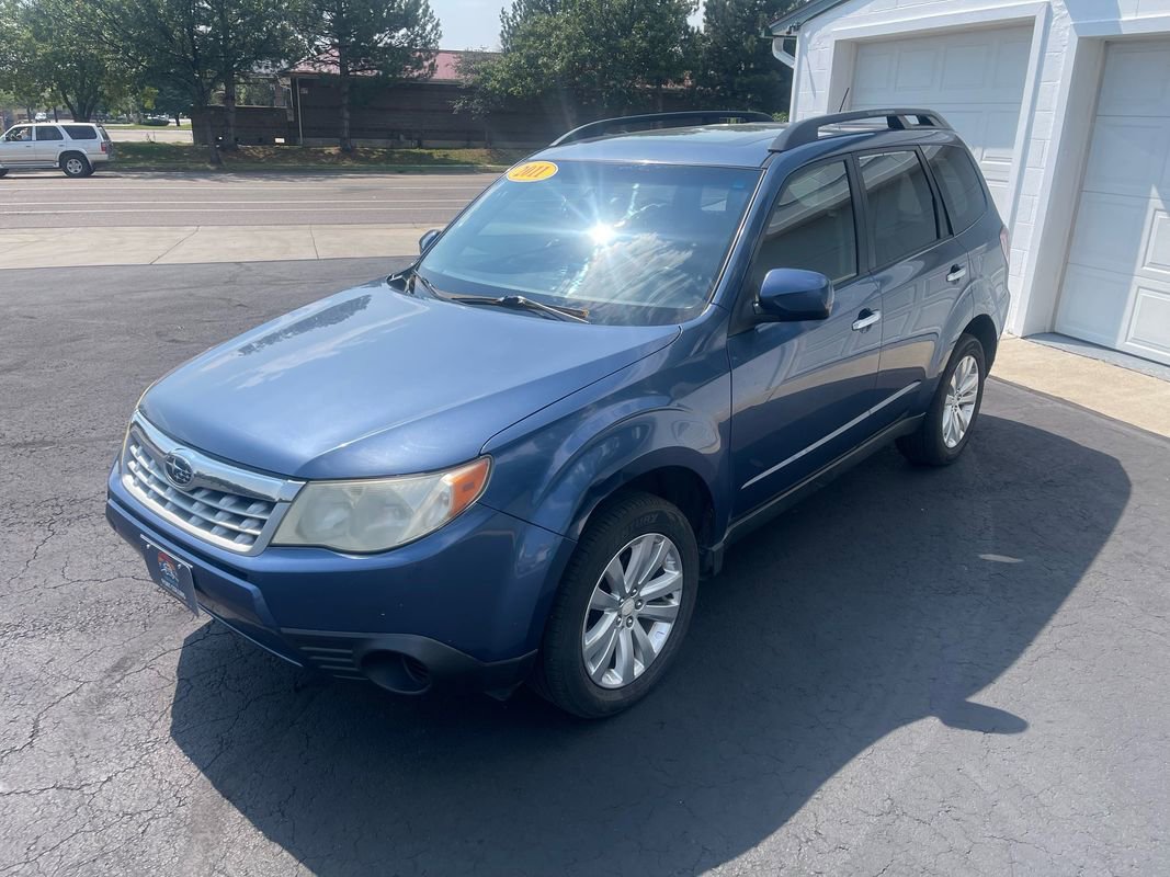 Used 2011 Subaru Forester 2.5X Premium image 7