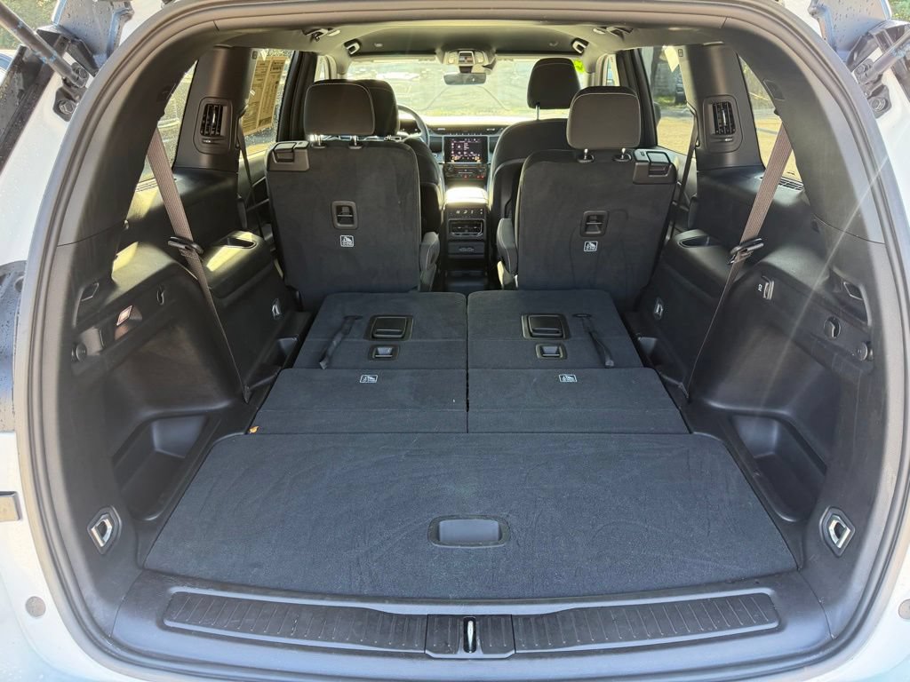 Used 2025 Jeep Grand Cherokee L Laredo RWD image 42
