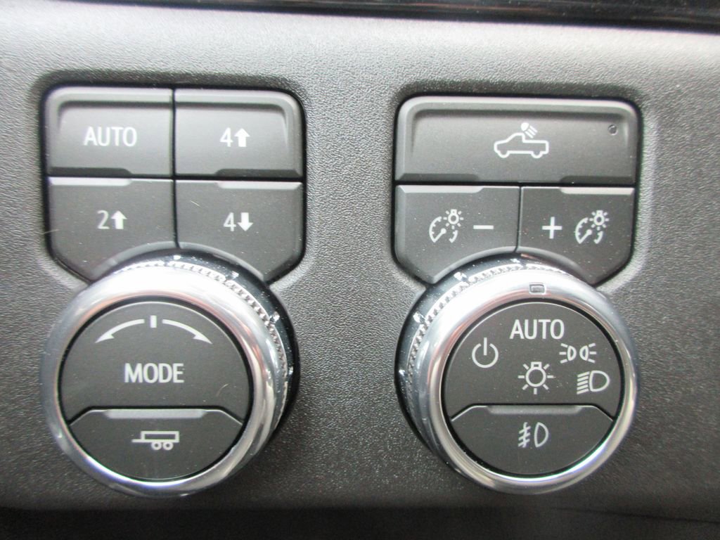 New 2026 GMC Sierra 3500 SLE w/ SLE Value Package image 14