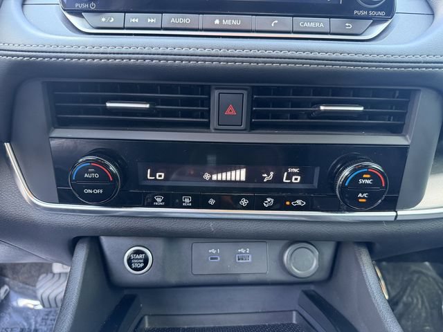 Used 2023 Nissan Rogue SV FWD image 25