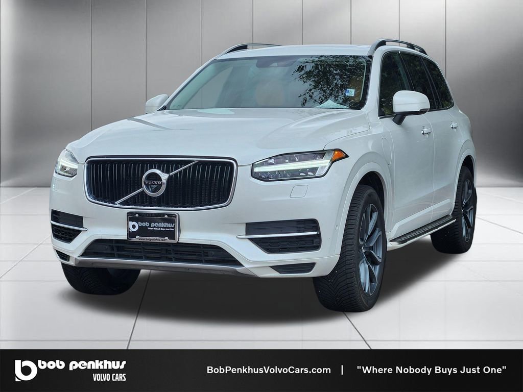 Used 2016 Volvo XC90 T8 Momentum w/ Vision Package AWD/4WD image 23