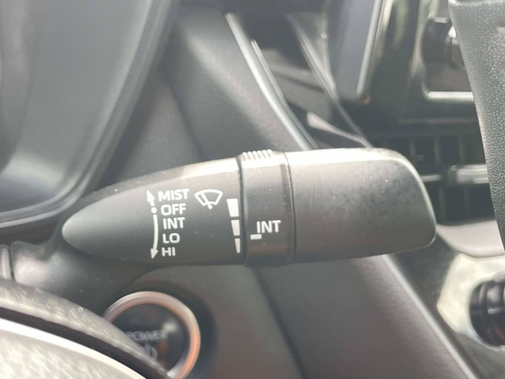 Used 2023 Toyota Corolla SE FWD image 31
