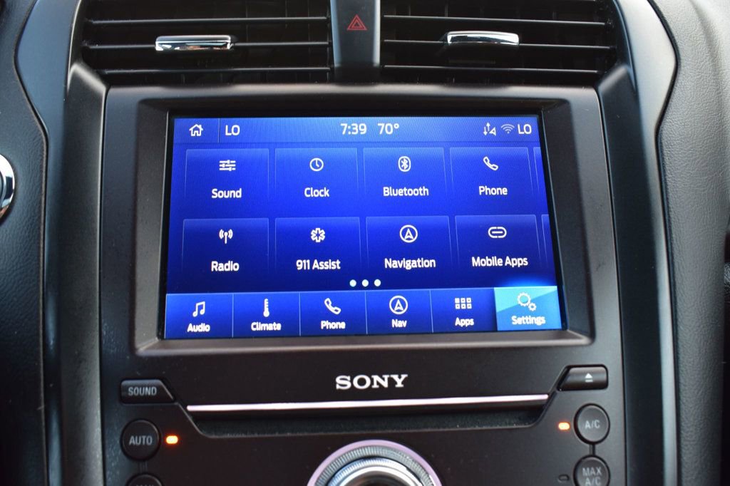 Used 2020 Ford Fusion Titanium image 39