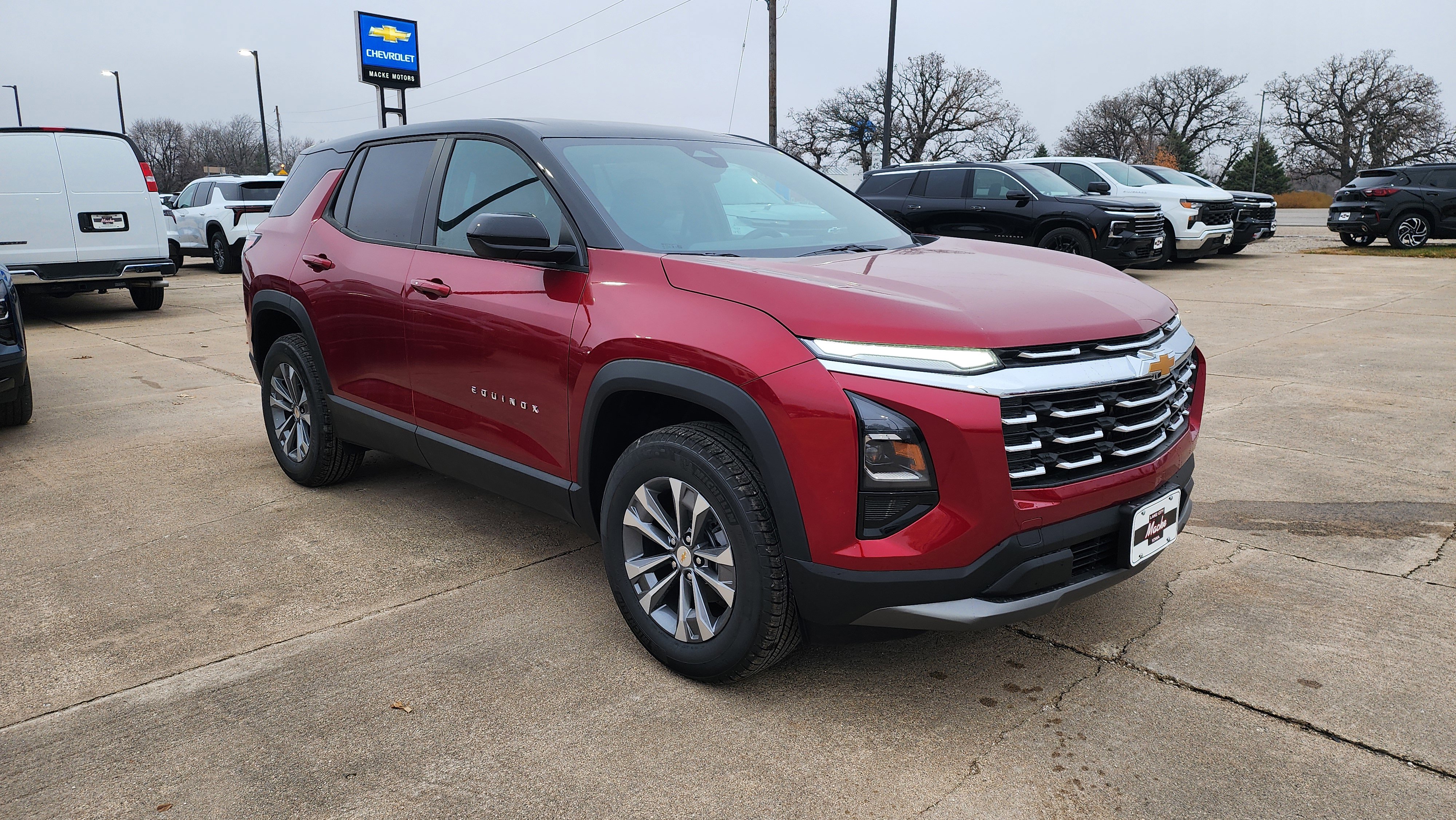 New 2026 Chevrolet Equinox LT w/ Convenience Package II image 3