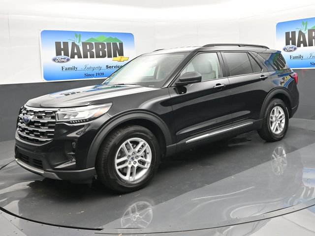 New 2025 Ford Explorer Active w/ Active Comfort Package RWD image 1
