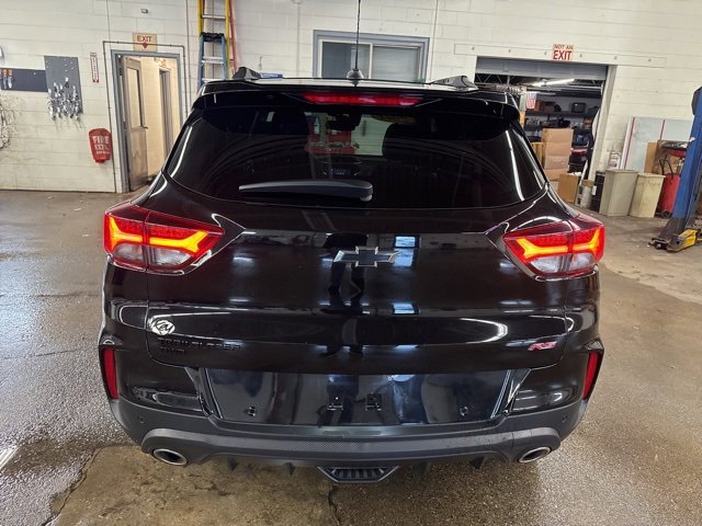 Used 2021 Chevrolet TrailBlazer RS w/ Sun and Liftgate Package image 5