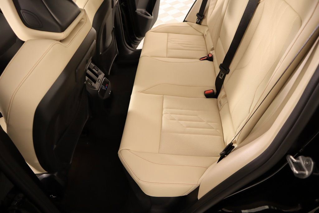 New 2025 BMW X3 xDrive30 w/ Premium Package AWD/4WD image 13