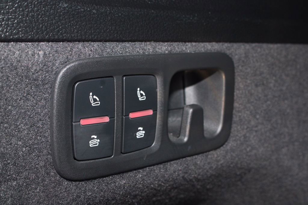 Used 2019 Audi Q7 3.0T Premium Plus w/ Premium Plus Package image 32