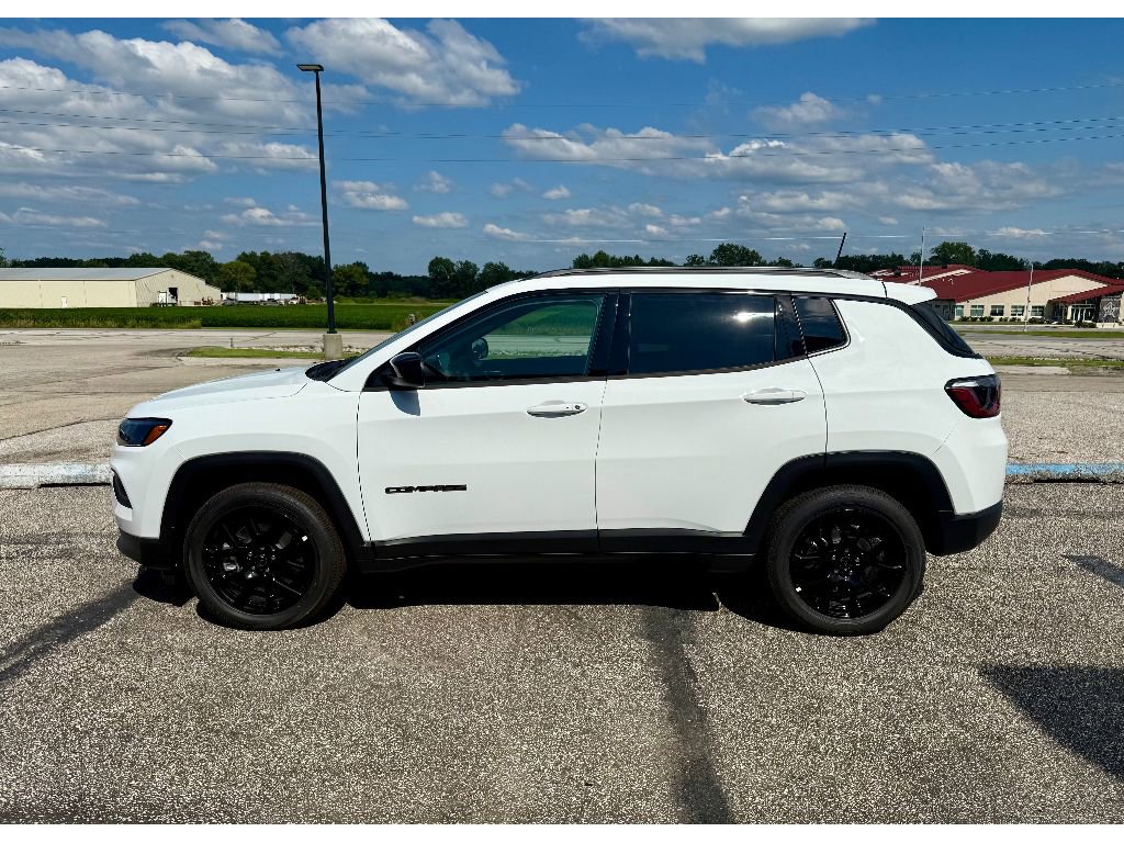 New 2025 Jeep Compass Latitude w/ Altitude Special Edition image 1